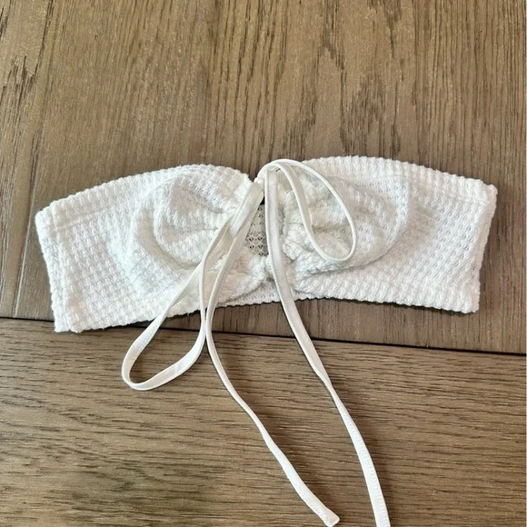 Bundle of 2 SHEIN Black Halter Crop Bra Top and White Tube Bra Top Size Small - Picture 7 of 12